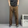 Pantalones casuales marrones de estilo urbano para hombre, lavados y desgastados, pantalones rectos hasta el suelo, ropa de trabajo elegante y moderna, pantalones largos adelgazantes