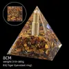 Pirámide de Cristal Natural de 8 cm Decoración Creativa para el Hogar Adorno Artesanal Bola de Cristal Envuelto en Resina Pirámide de Resina