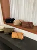 2026 Nueva Bolsa Retro Mate para Axila Diseño de Nicho para Mujer Bolso Cruzado de Hombro Único de Velour Bolso Pequeño Versátil para el Viaje