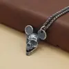 Colar de caveira de prata S925 antigo atacado design retrô masculino senso de nicho hip-hop pingente de caveira europeu e americano