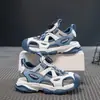 Sandálias para Meninos, Estilo Verão 2026 Novas Sapatos Esportivos de Praia com Solado Macio, Calçados Infantis, Sandálias com Biqueira Antiderrapante, Sapatos para Meninas