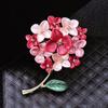Broche de Flor de Hortensia Artística de Alta Gama para Mujer Estilo Japonés y Coreano Lindo Temperamento Ramillete Moda Personalidad Pin para Abrigo Accesorios Combinables