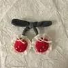 Nuevos Accesorios Serie Roja Cereza Manzana 2025 DIY Versátil Accesorios para el Cabello de Niña Muñeco Colgante Accesorios para Ropa de Muñeca Venta al por Mayor