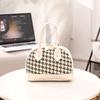 Bolso de Mujer 2024 Nuevo de Hombro Cruzado Tipo Concha Pata de Gallo Moda Simple Venta al Mayoreo Mini Bolso de Mujer