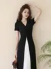 [Em Estoque] Novo Estilo Verão 2026 Vestido Feminino Estilo Francês Manga Curta Decote V Patchwork Comprimento na Cintura Estilo Festa