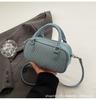 Bolsa de Design de Nicho para Comércio Exterior Feminina Primavera e Verão 2025 Nova Moda Bolsa Transversal Versátil Simples Portátil Bolsa de Boliche