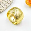 Productos Nuevos Transfronterizos Europeos y Americanos Anillo para Servilletas de Metal con Forma de Tambor Rayas Rombo Cerrado Decoración de Mesa Fabricante de Anillos para Servilletas Venta al por Mayor