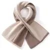 Cuello de punto de cachemira bicolor estilo coreano, unisex, con diseño cruzado y detalles perforados, que proporciona calor y protección para el cuello, y es un accesorio versátil