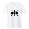 Nueva camiseta de One Piece Anime bidimensional para hombre y mujer, camiseta de verano de algodón de manga corta con la bandera de calavera pirata de Luffy Solon