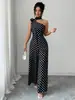 Novo macacão elegante de peça única com estampa de bolinhas transfronteiriça europeia e americana, sexy, de um ombro só, sem mangas, com calça longa de perna larga