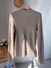 [Fio Konseini] Suéter Básico de Malha Canelada Vertical com Gola Alta Meia-Calça 100% Caxemira Slim Fit