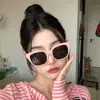 Gafas de Sol para Mujer Clásicas Elegantes Ultraligeras Gafas de Sol para Hombre Celebritud de Internet de TikTok Más Vendidas Puesto Callejero