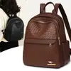 Mochila de alta gama para mujer moda otoño e invierno 2024 mochila casual para mujer bolsa de viaje para mujer patrón tejido cuero suave bolsa antirrobo para mujer
