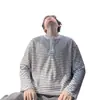 Camiseta Henley Rayada Estilo Old Money para Hombre, Nueva Camisa Casual Relajada de Manga Larga de Alta Gama para Otoño