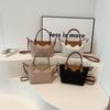 Bolsas Femininas da Moda 2026 Nova Bolsa Casual de PU Bolsa Transversal Grande Capacidade Bolsa Dumpling Design Bloco de Cores Bolsa de Ombro