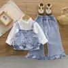 Conjunto de Roupa Estiloso de Outono para Meninas, Chique 2026 Novo Estilo Macacão Jeans de Bebê Conjunto de Três Peças com Manga Longa Roupas Infantis Tendência