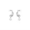 Diseño de nicho sentido de lujo ligero pendientes de perla atmósfera fresca calidad un multi-uso suave delicado pendientes de alta gama