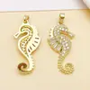 Cobre 18k com banho de ouro real, apresentando designs de zircônia, pérola, concha, estrela-do-mar e cauda de peixe, usado como pingente ou berloque para colares e acessórios de joias DIY