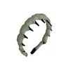Diadema de lunares estilo coreano para mujer, con un diseño de corona alta, que irradia un ambiente sofisticado y a la moda. Esta diadema está diseñada específicamente para lavarse la cara e incluye dientes para un ajuste seguro y antideslizante.