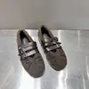 Primer Encuentro Temporada Estación Europea Zapatos de Mujer 2026 Otoño Nuevo Estilo Lazo de Una Correa Suela Plana Zapatos Cálidos de Piel con Peluche Mocasines