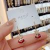 Pendientes de estilo chino con forma de bolso festivo rojo, con hebilla para las orejas, de nicho, ligeros, de lujo, de celebridades de Internet, de moda, joyería de alta gama.