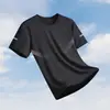 Camiseta Masculina de Verão Manga Curta Seda Gelo Camiseta Masculina Solta Gola Redonda Manga Curta Tamanho Grande Simples Versátil Top de Secagem Rápida