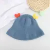 Gorro de Lana Cálido de Otoño e Invierno para Niños, Gorro de Pescador Tejido Doble Corazón de Color Caramelo Súper Lindo para Niños, Gorro de Cubo para Bebé Moderno