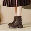 Primeiro Encontro Temporada Botas Chelsea de Solado Grosso 2026 Novas Botas Sem Cadarço Botas Elásticas Emagrecedoras Estilo Britânico Retro Botas de Cano Curto Botas Femininas