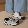 Novos tênis chunky estilo coreano para mulheres, coleção outono 2026, adequados para estudantes, para esportes, corrida e uso casual, com solas grossas para altura extra