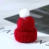 Directo de fábrica sombrero de lana tejido coreano accesorios decorativos de pompón de lana hechos a mano mini sombrero de Navidad al por mayor