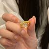 Anillo retro ojo de caballo ola borla de cuentas doradas anillo liso femenino nicho de lujo ligero anillo de alto sentido exquisito para combinar con todo