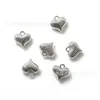 Accesorios para manualidades de aleación de zinc 14x14.5mm corazón rayado colgante collar pendientes cadena de teléfono accesorios para joyería venta al por mayor