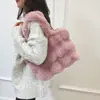 Bolsas Otoño e Invierno Bolsos de Felpa Moda Coreana de Moda Bolsos de Hombro Versátiles Bolsos de Felpa Lindos Fabricante Venta al por Mayor