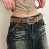 Cinto Largo Castanho Estilo Western Vintage para Mulheres, Novo Cinto de Rebites de Nicho em Estilo Pós-Apocalíptico, Combinado com Jeans como Acessório de Cintura