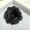 Suqi Kogan Hilo Grueso Flor Corsage de Mujer Broche Tela Broche de Camelia Insignia de Joyería Hecho a Mano