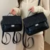 Nova Mochila Acolchoada de Diamante Fashionável Duas Alças Transversal 2026 Comute Bolsa de Ombro de Mão Outono Feminina Grande Capacidade Diária