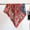 Moda Otoño e Invierno 2026 Nuevo Pañuelo de Seda Diseño Sencillo Versátil Pañuelo Cuadrado de 65 cm Chal de Lana de Seda