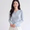 Camiseta Interior de Lana Merino para Mujer Estilo Otoño/Invierno 2026 Ropa Interior Se Puede Usar por Fuera Manga Larga Diseño Femenino Top con Cuello en V