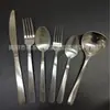 Juego de cubiertos occidentales estilo europeo cepillado, cuchillo, tenedor y cuchara de acero inoxidable lijado, cuchillo de mesa engrosado, tenedor práctico