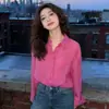 Nueva llegada de otoño: Camisa rosa palo con cuello para mujer, elegante y juvenil, corte holgado, adelgazante, top vintage y casual de algodón y lino