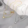 Cadena de clavícula con tirador de cuentas redondas de estilo frío para mujer, estilo coreano, moda de Hong Kong, collar de concha roja de Internet