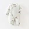 Mameluco acolchado de mariposa para bebé 40g, antibacteriano 10A, traje de gateo de algodón puro Clase A para bebé, mameluco de algodón delgado para primavera, otoño e invierno