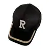 Nueva gorra de béisbol estilo coreano para mujer, moda simple, letra R con diamantes de imitación, diseño que resalta la cara, sombrero de pico de pato, venta al por mayor