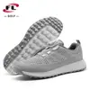 Venta directa de fábrica, precio especial, zapatos de golf de alta calidad con clavos fijos, material de malla estilo perilla para mujer, aptos para uso infantil