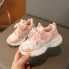 Zapatos Deportivos de Malla para Niños Modelo Nuevo Primavera y Otoño 2026 Zapatos de Papá Transpirables para Niños Zapatos Ligeros para Correr para Niñas