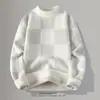 Ventas Directas de Fábrica Venta Caliente Transfronteriza Moda Masculina Individual Cuadros Cuello Medio Alto Grueso Suéter Tejido Hombre
