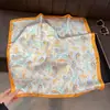 Lenço de Seda com Flor de Caju, Lenço Quadrado Pequeno, Decoração de Camisa, Lenço de Pescoço Pequeno, Estilo Novo, Alta Qualidade, Elegante, Versátil, Lenço Quadrado Pequeno Feminino