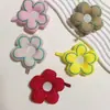 Encaje Bordado Relleno de Algodón Accesorios con Colgante de Flor Bordada con Correa Funda para Teléfono Móvil Llavero Accesorios DIY Venta al por Mayor