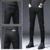 Hong Kong 2026 Primavera e Outono Jeans Masculino Preto Solto Reto Casual Calças Masculinas Slim Fit Business Calças Longas para Homem