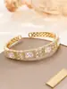 Novo Conjunto de Pulseira e Anel Estilo Europeu e Americano Transfronteiriço, Pulseira Aberta Elegante Versátil de Zircônia de Cobre, Exclusivamente para Atacado Transfronteiriço